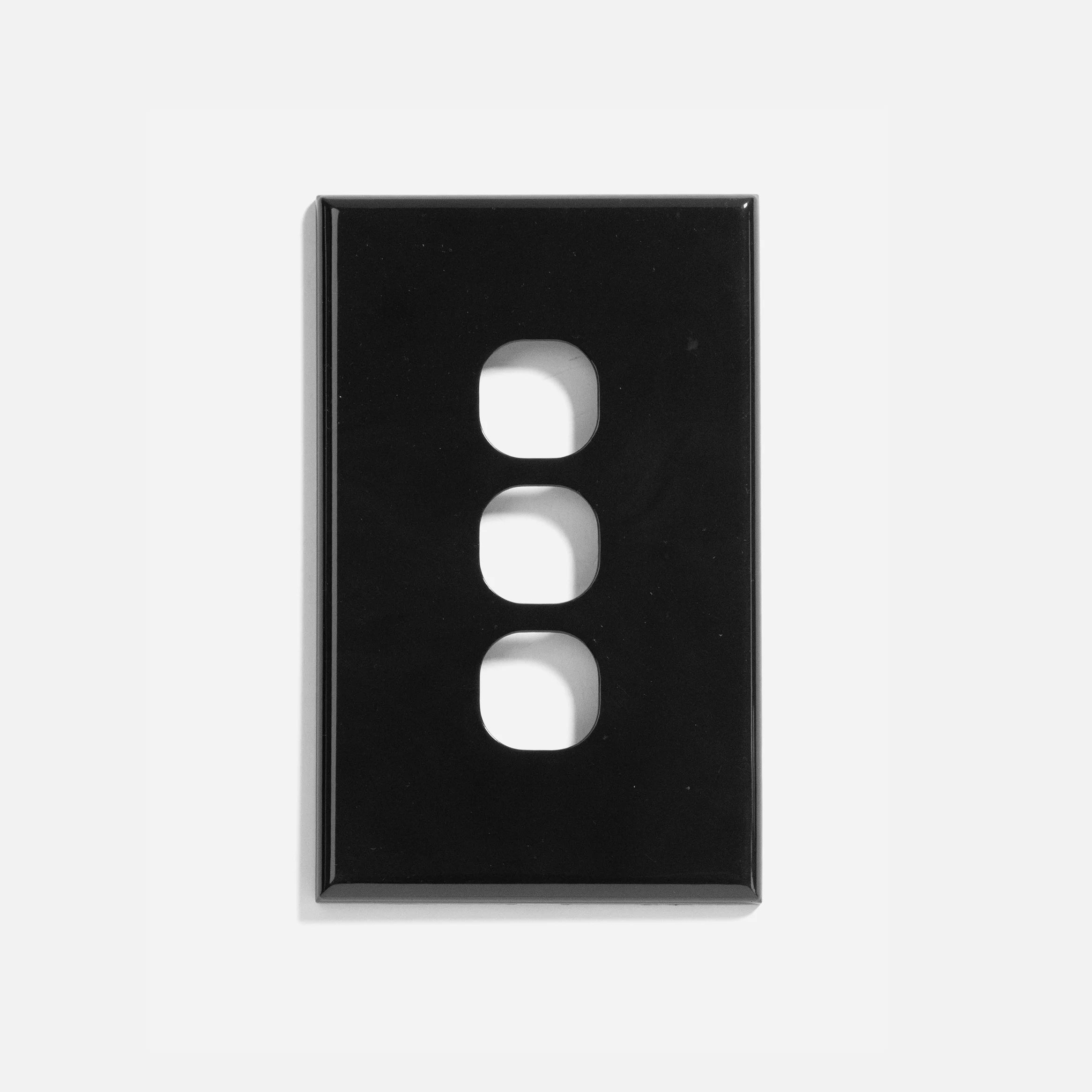 Slim 3 gang switch 16Amps - DXSW3/V - ARCK Electrical Wholesale Supplies