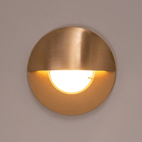 Ollo Brass TRI Colour LED Step Light With Eyelid - HV19012T-BR