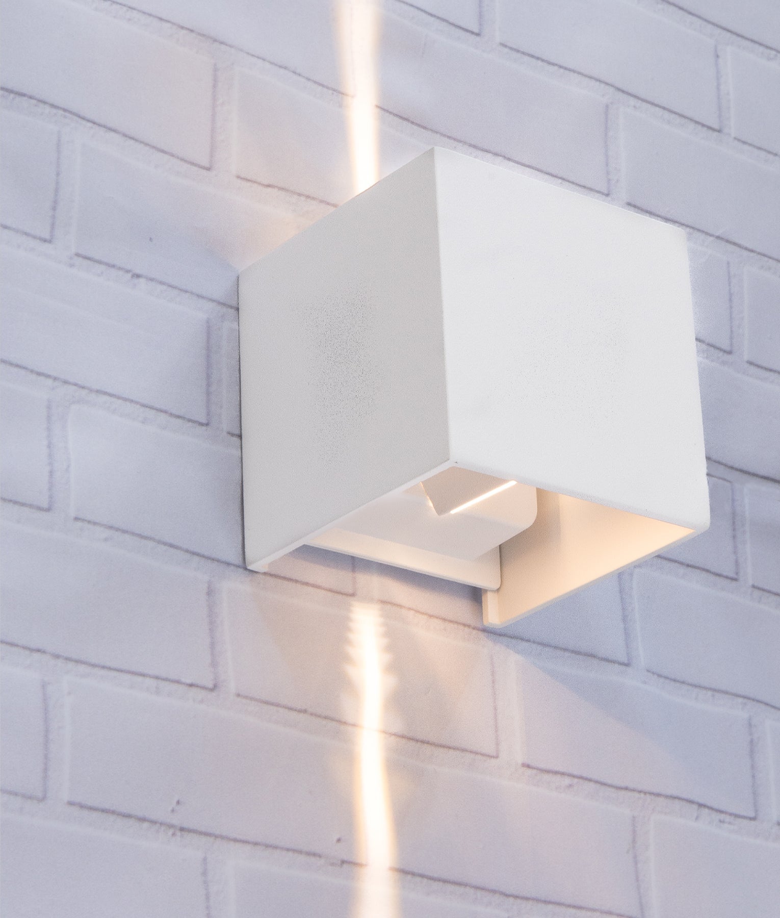 Toca Outdoor LED Up/Down Wall Light - TOCA1