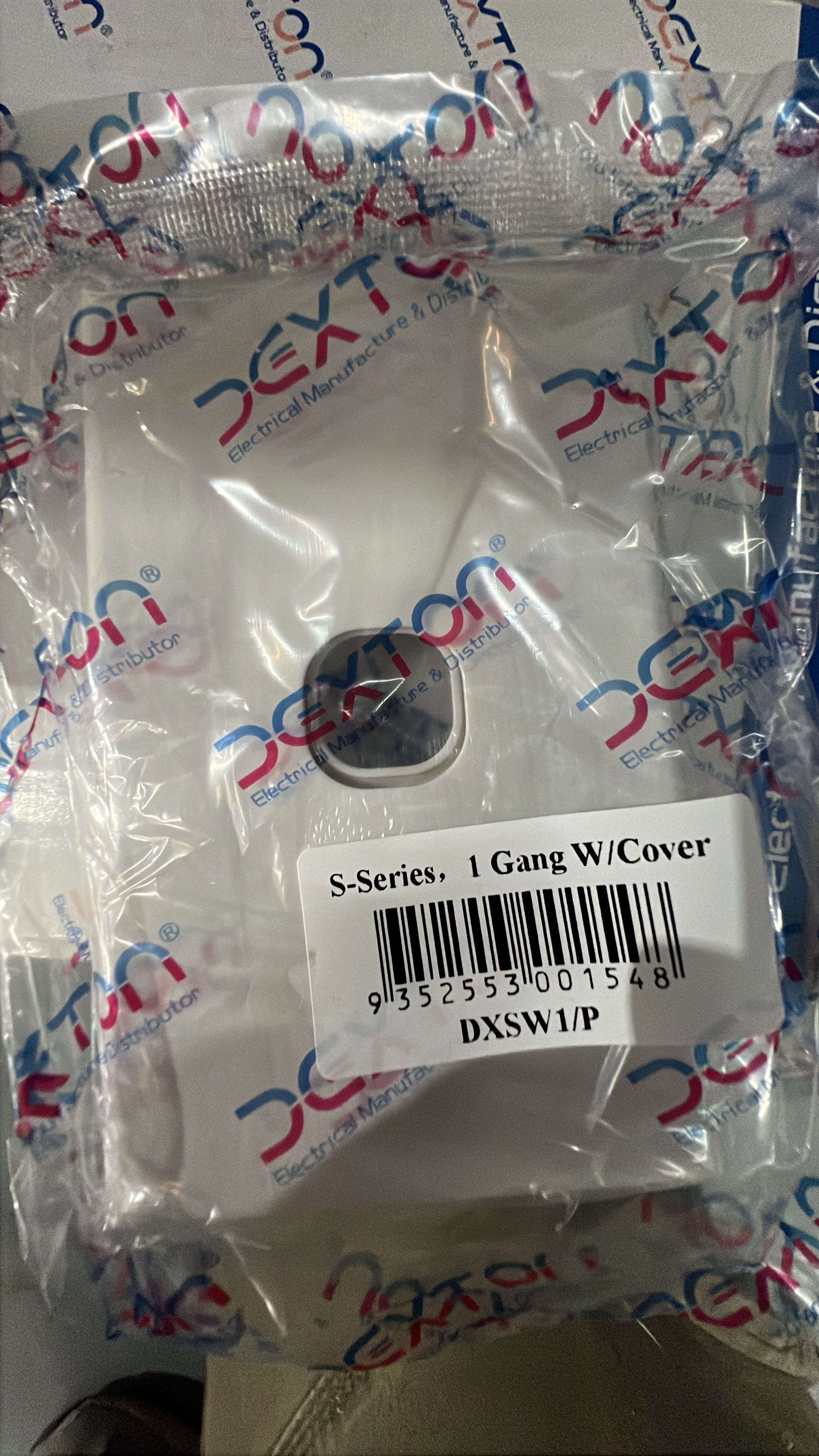Slim 1 gang plate & cover only - DXSW1/P - ARCK Electrical Wholesale Supplies