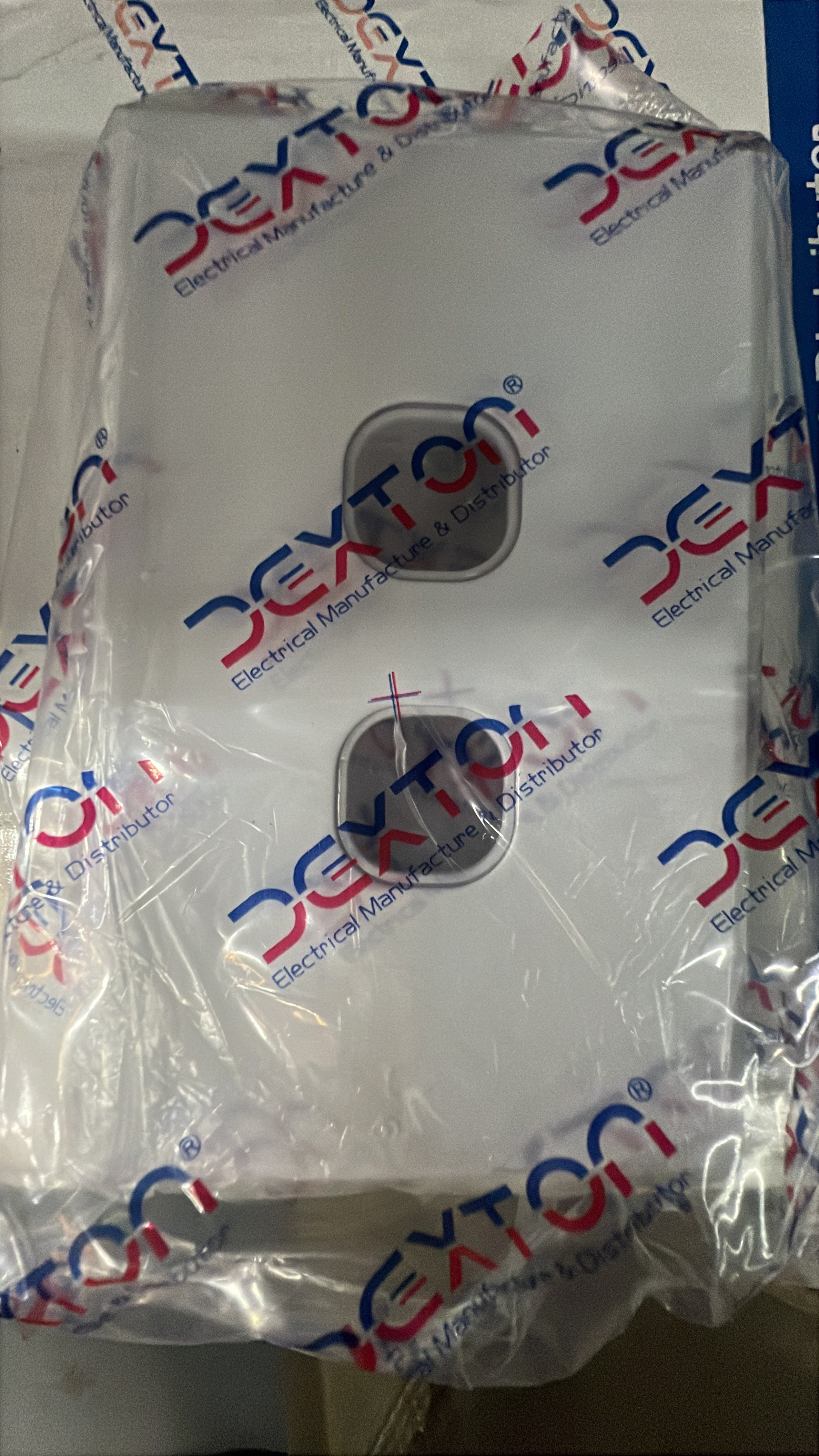 Slim 2 gang plate & cover only - DXSW2/P - ARCK Electrical Wholesale Supplies