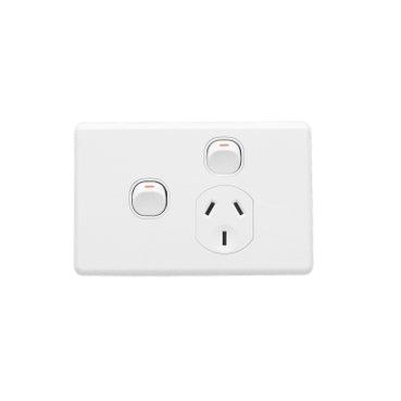 Clipsal Classic Single Powerpoint + Extra Switch White - C2015XWE